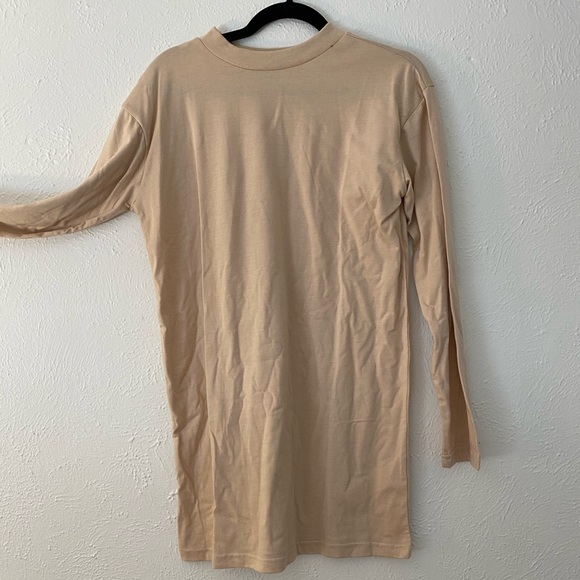 SIX princess Polly/missguided t-shirt dresses - Picture 3 of 6